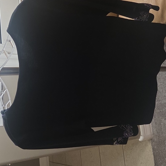 Karen Scott Black Top with Purple Embroidery - Picture 3 of 3